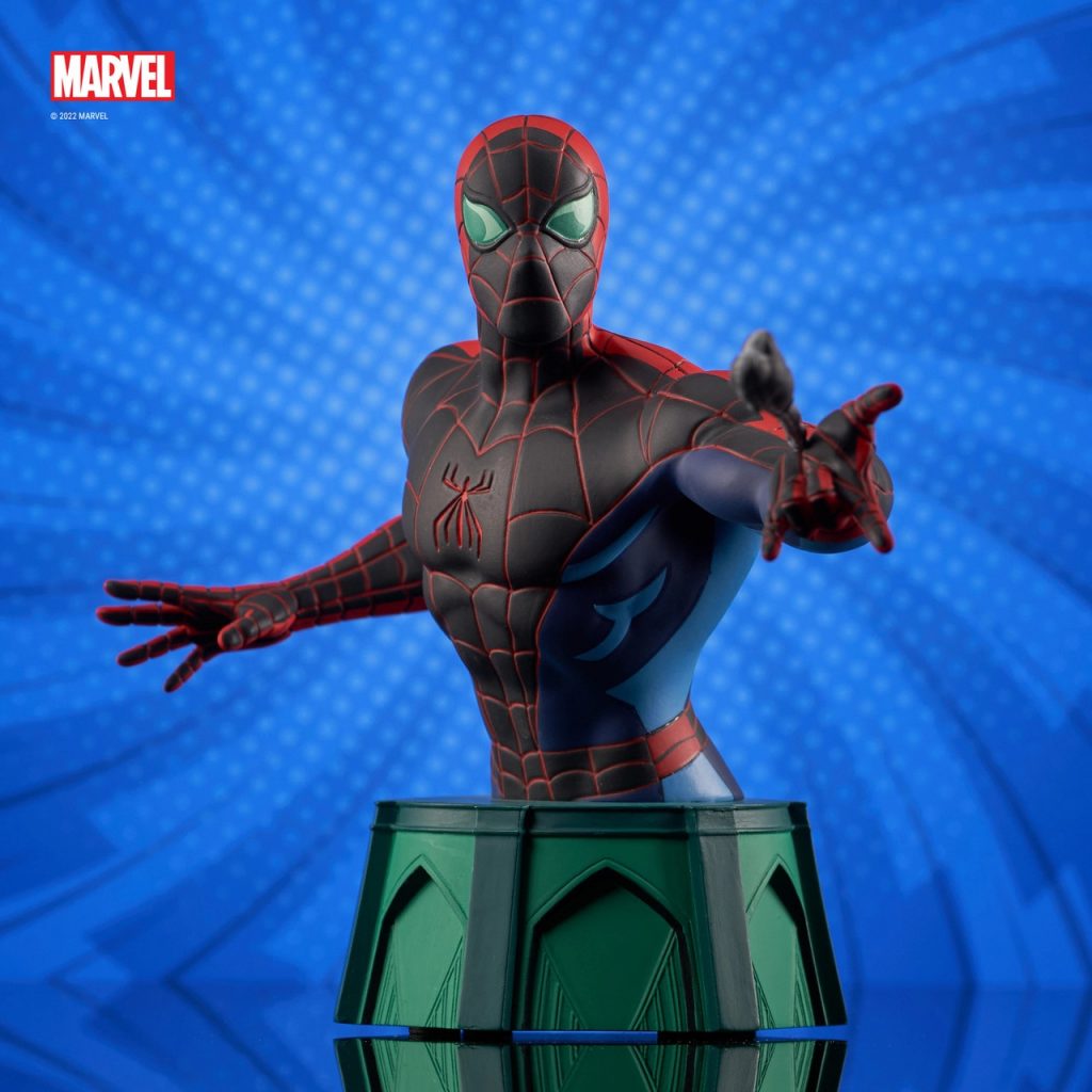 Diamond Select Toys