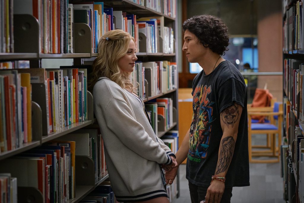 Look Both Ways. L to R: Lili Reinhart as Natalie and Danny Ramirez as Gabe. Cr. Felicia Graham/Netflix © 2022